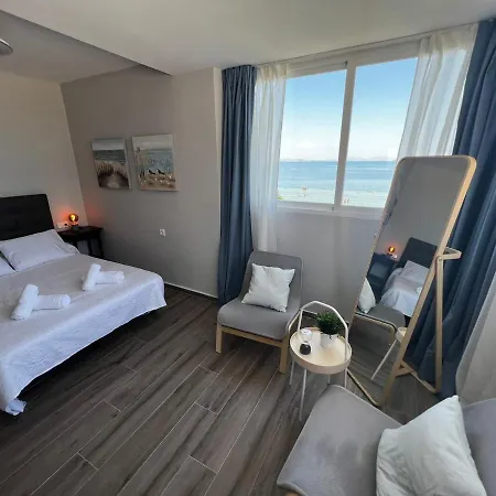 En El Mar A Un Paso Del Mar Holiday home
