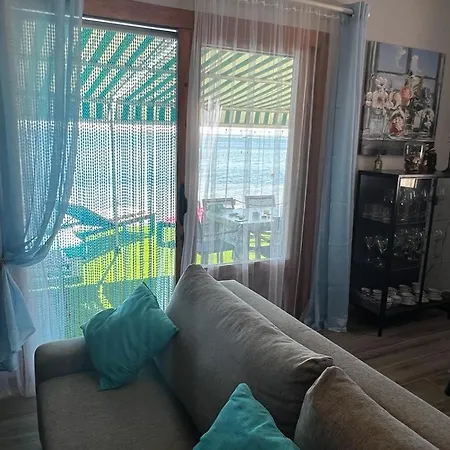 En El Mar A Un Paso Del Mar Tatil Evi *