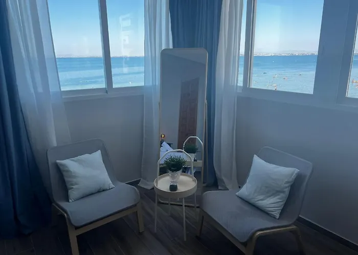 En El Mar * לה מנגה דל מר מנור